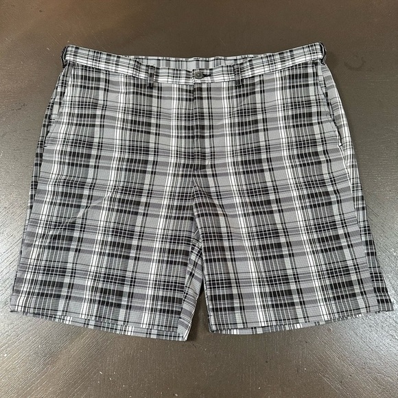 DXL Men’s Black White Plaid Dry Fit Lightweight Flat Front Golf Sport Sh… - Picture 10 of 10